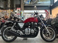 ホンダ　ＣＢ１１００　マフラー　ラジエターコアガード　エンジンスライダー　前後フェンダー　ウインカー　テールランプ　レバー　ＵＳＢ　マルチ