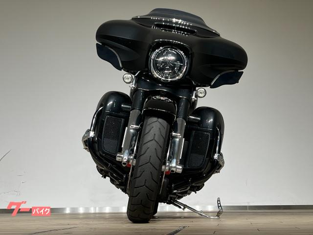 ＨＡＲＬＥＹ－ＤＡＶＩＤＳＯＮ ＣＶＯ ＦＬＨＸＳＥ ストリートグライド １１４Ｍ８ ＥＴＣ パニアガード ＯＰ赤キャリパー ハイウェイペグ(岐阜県  ＣＨＡＭＰＩＯＮ７６ イオンモール土岐店)の中古バイク・新車バイク goo バイク情報