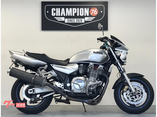 ヤマハ ＸＪＲ１３００ ＢＥＥＴマフラー 社外ハンドル ビキニカウル