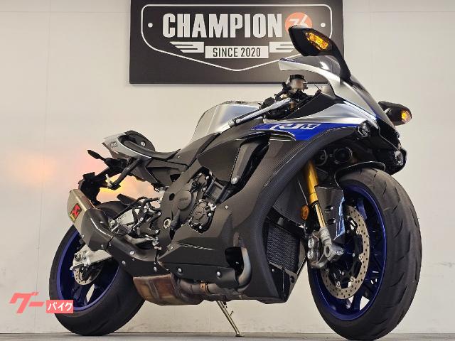 ＹＺＦ−Ｒ１Ｍ　政府認証ＡＫＲＡＰＯＶＩＣチタンマフラー　カーボンタンクカバー　ＥＴＣ　スマホホルダー