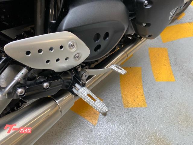TRIUMPH スラクストン1200RS ファイナル