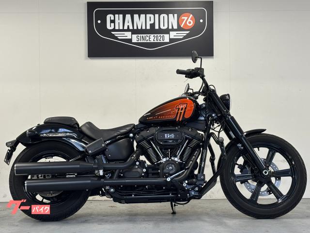 ＦＸＢＢＳ　ソフテイルストリートボブ１１４　ＬＥＤウインカー　エンジンガード　サイドバック　ウインカーエクステ　２人乗り　ＥＴＣ