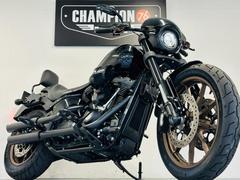 ＨＡＲＬＥＹ−ＤＡＶＩＤＳＯＮ　ＦＸＬＲＳ　ソフテイル　ローライダーＳ　バンスマフラー　Ｏｂｅｒｏｎレバー　ＴＨＲＡＳＨＩＮカバー　ＰＭグリップ　シート　２人乗り