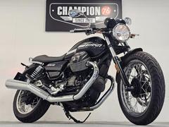 ＭＯＴＯ　ＧＵＺＺＩ　Ｖ７スペシャル　シルバーストライプモノクローム