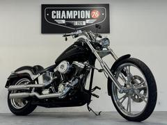 ＨＡＲＬＥＹ−ＤＡＶＩＤＳＯＮ　ＦＸＳＴＤ　ソフテイルデュース　スクリーミングイーグルマフラー　Ｓ＆Ｓエアクリ　　社外ホイール　スイッチ回りカスタム　カスタム多数