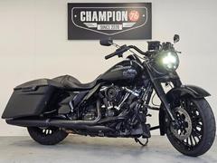 ＨＡＲＬＥＹ−ＤＡＶＩＤＳＯＮ　ＦＬＨＲＸＳ　ロードキングスペシャル　ＰＭエアクリ　前後ケラーマン　前後ドラレコ　純正グリップ　ＥＴＣ　　ドッキングその他カスタム