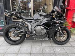 ホンダ CBR1000RR SC57 の２４か月点検続き〜頭文字Kさん プラグ交換が大変・・・(◎_◎;)  ２３日雨なら仕事かな？？？｜バイクの整備・メンテナンス・修理なら【グーバイク】