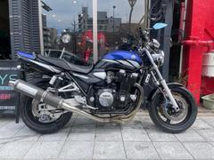 ヤマハ　ＸＪＲ１３００　ブルーストロボ　オーバーマフラー　フェンダーレス付