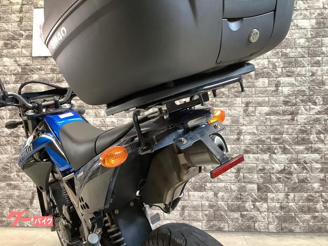 カワサキ Dトラッカー125 前後タイヤ新品 インジェクション USB