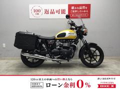 ＴＲＩＵＭＰＨ　ボンネビルニューチャーチ　２０１５年式モデル　タンクカスタムペイント　スクリーン　サイドパニア