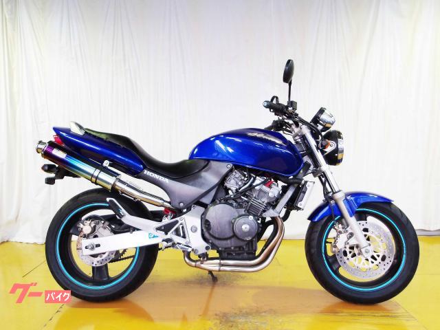 ＨＯＲＮＥＴ　１９９７年モデル　キャブレター　水冷４気筒エンジン搭載