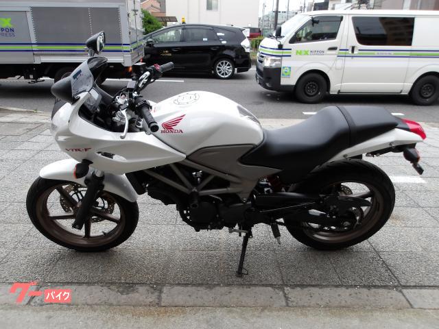 ホンダ VTR250F 2015年モデル インジェクション 水冷2気筒
