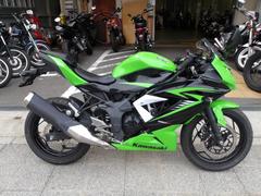カワサキ　Ｎｉｎｊａ　２５０ＳＬ　２０１５年モデル　インジェクション　水冷単気筒エンジン