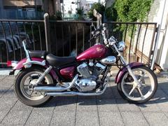ヤマハ　ＸＶ１２５ビラーゴ　逆輸入車　キャブレター　空冷２気筒エンジン