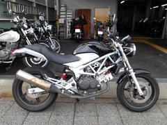 ホンダ　ＶＴＲ２５０　２００９年モデル　インジェクション　水冷２気筒エンジン搭載