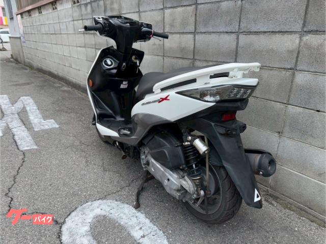ヤマハシグナス3型ようで購入しました。 ヤマハ シグナスX SR SE44J 国内 3型 125cc