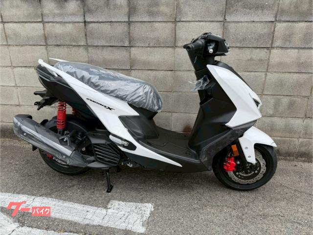 ヤマハ シグナスX SR SEM5J 新型 シグナス7型 125cc ヤマハ シグナスX SR SEM5J 新型 シグナス7型 125cc
