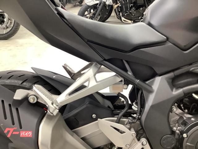 ホンダ CBR250RR 2019年モデル エンジンスライダー・リア