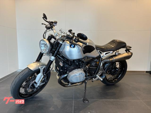 Ｒ　ｎｉｎｅＴ　２０１６年式　ＯＨＬＩＮＳ前後サスペンション　アクラポビッチ製マフラー　ローランドサンズデザインシート