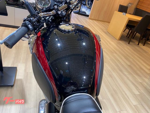 カワサキ W800 タンク 2024年 メタリックディアブロブラック×エボニー カワサキ W800、新色採用の2024年モデル発売へ - 価格.com