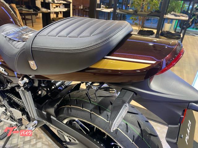 カワサキ Z900RS 2025年モデル キャンディトーン