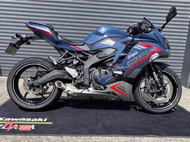 Ｎｉｎｊａ　ＺＸ−２５Ｒ　ＳＥ　２０２２年モデル　カワサキプラザ認定中古車　ＥＴＣ２．０車載器　ＵＳＢ電源ＴｙｐｅＣ　マルチバー