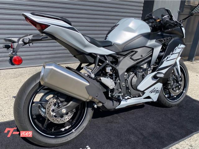 【新品未開封】旧コイケ　4カラー カワサキ Ninja ZX－4R SE 2025年モデル GPS