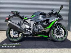 カワサキ　Ｎｉｎｊａ　ＺＸ−６Ｒ　２０２５年モデル　エボニー　ＥＴＣ２．０車載器　トラクションコントロール　ＴＦＴ液晶メーター　標準装備
