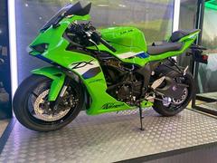カワサキ　Ｎｉｎｊａ　ＺＸ−６Ｒ　ＫＲＴ　Ｅｄｉｔｉｏｎ　２０２６年モデル　ＥＴＣ２．０車載器　クイックシフターシフターＵＰ標準装備