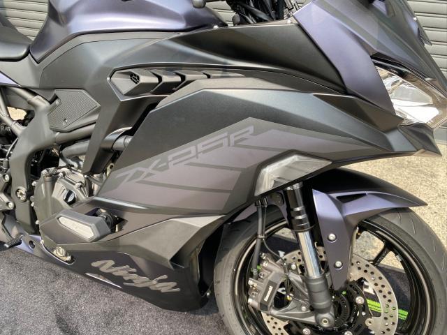 レーザーディスク カワサキ Ninja ZX－25R SE 2025年モデル