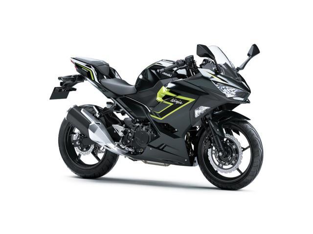 カワサキ Ninja 250 2026年モデル メタリックカーボン