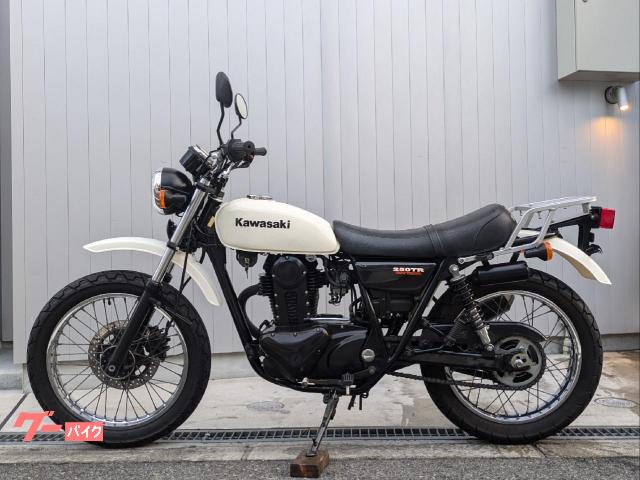 Kawasaki 250TR ホワイト タンク Kawasaki 250TR純正 ホワイトタンク Kawasaki ESTRELLA&250TR大全・4
