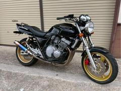 ホンダ　ＣＢ４００Ｓｕｐｅｒ　Ｆｏｕｒ　ブラック　黒　金ホイール　社外マフラー　焼き色　タンデムバー　スーフォア　ネイキッド　中古車