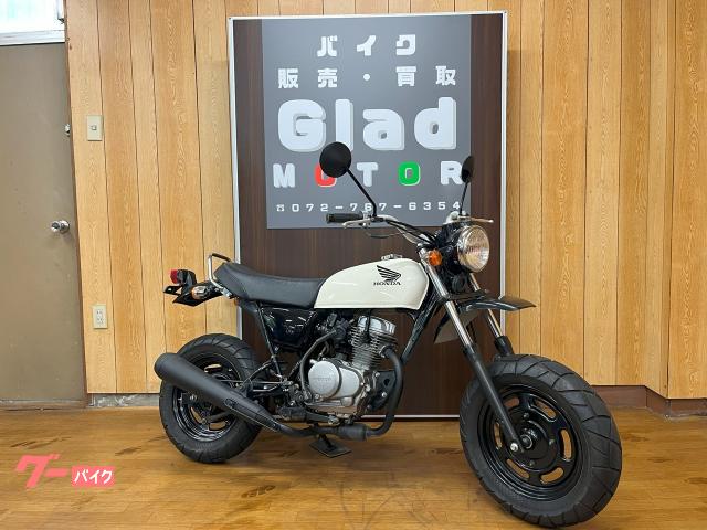 Ａｐｅ　２００８年インジェクションモデル　タンデムバー　ＪＢＨ−ＡＣ１６型　クラシカルホワイト