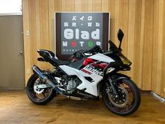 カワサキ　Ｎｉｎｊａ　４００　２０２０年モデル　ＥＸ４００Ｇ　ＢＥＥＴフルエキゾーストマフラー　ＪＭＣＡ認定マフラー　スマートフォンホルダー