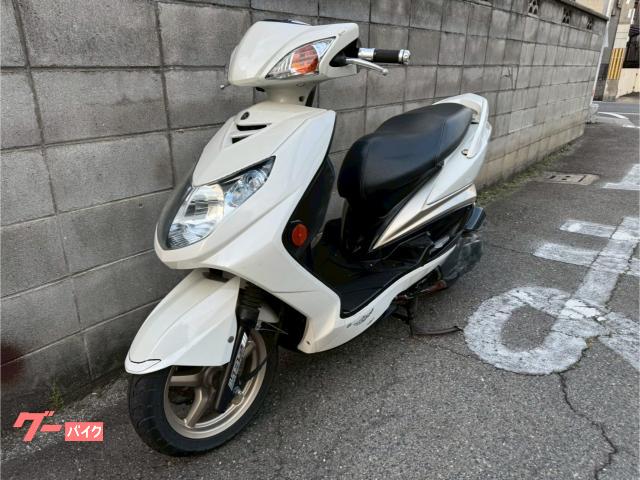 シグナスＸ　ＳＲ　台湾　２型　ＲＫＲＳＥ　１２５ｃｃ　ＣｙｇｎｕｓＸ　頸戦