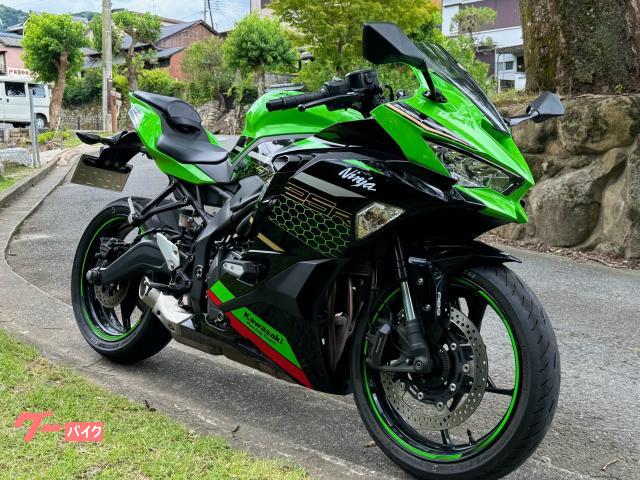 Ｎｉｎｊａ　ＺＸ−２５Ｒ　２０２１年　ＡＢＳ　エンジンスライダー装備　４気筒　６速ＭＴ　取説付属