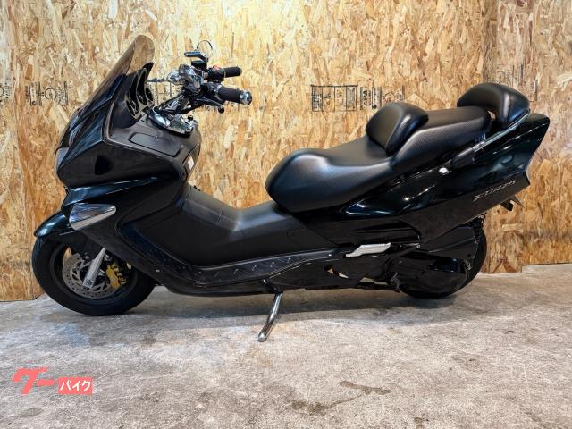 千葉ちゃんホンダ フォルツァMF06 外装 9点セット 黒　ブラック 新品 ホンダ フォルツァ-S/X MF06 外装カウル 黒色 9点セット｜バイク