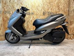 ヤマハ　マジェスティＳ　水冷　ＳＧ２８Ｊ型　シート新品張り替え