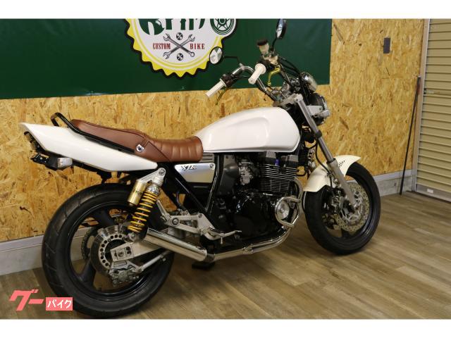 ヤマハ XJR400 ホワイト 4HM タックロールシート