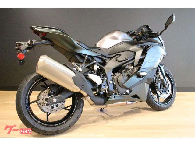 カワサキ Ninja ZX－4R SE 2025年モデル ドラレコ付