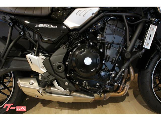 カワサキ Z650RS ブラウンカラータックロールシート・フェンレス