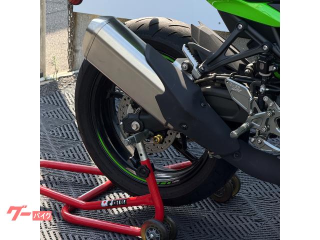 カワサキ Ninja ZX－4RR バックステップ ETC｜バイク