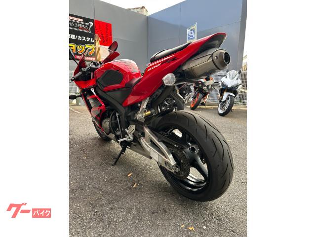 ホンダ　CBR600RR PC37 前期 カスタム車 走行距離10,000km台 車検残あり ホンダ CBR600RR PC37 フルカスタム車 並列4気筒