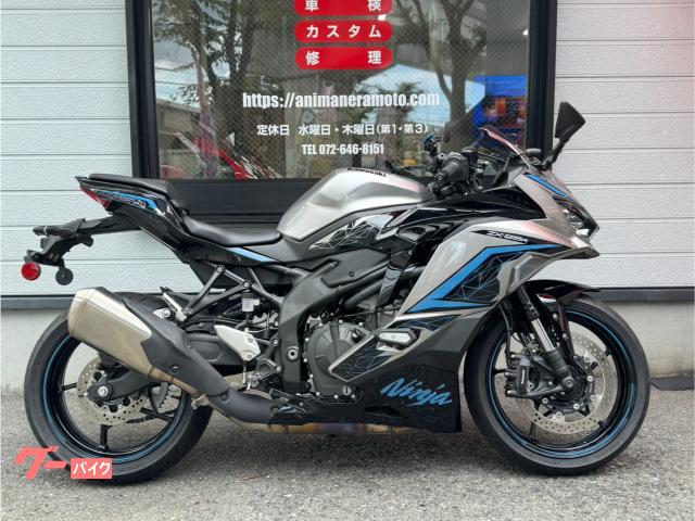 カワサキ Ninja ZX－25R クアッドロック 前後ドラレコ