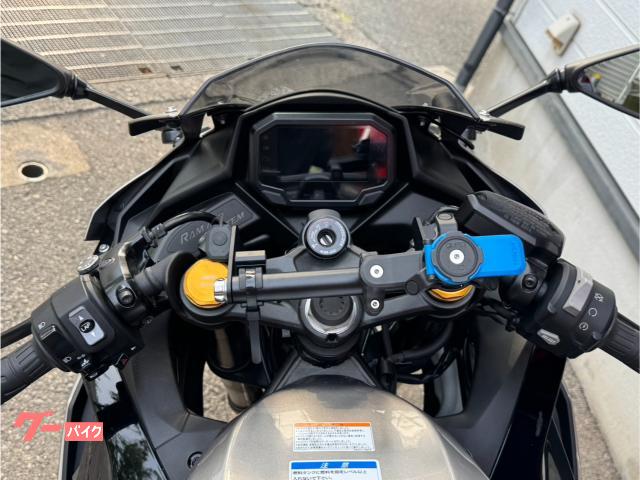 カワサキ Ninja ZX－25R クアッドロック 前後ドラレコ