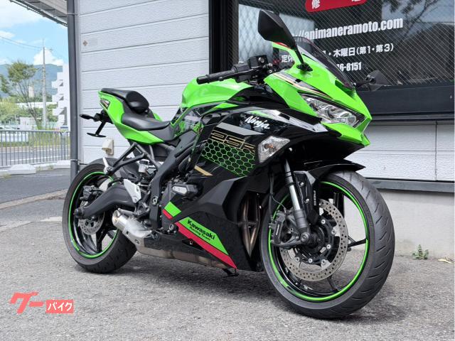 カワサキ Ninja ZX－25R SE KRT EDITION 4気筒