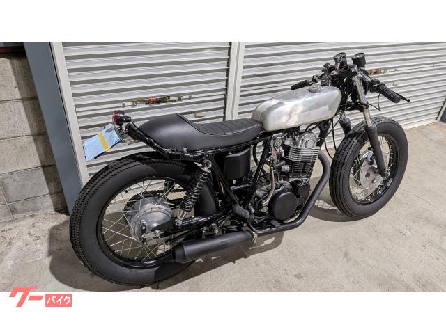 ヤマハ SR500 カフェレーサー|Bumpy garage ヤマハ SR500 カフェレーサー|Bumpy garage
