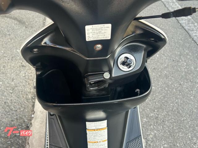 スズキ V50 FI インジェクション 人気の白 バッテリー新品 オイル交換済み スズキ アドレスV50 FI インジェクション バッテリー交換済