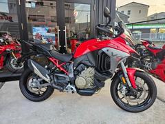 ＤＵＣＡＴＩ　ムルティストラーダＶ４Ｓ　現行モデル